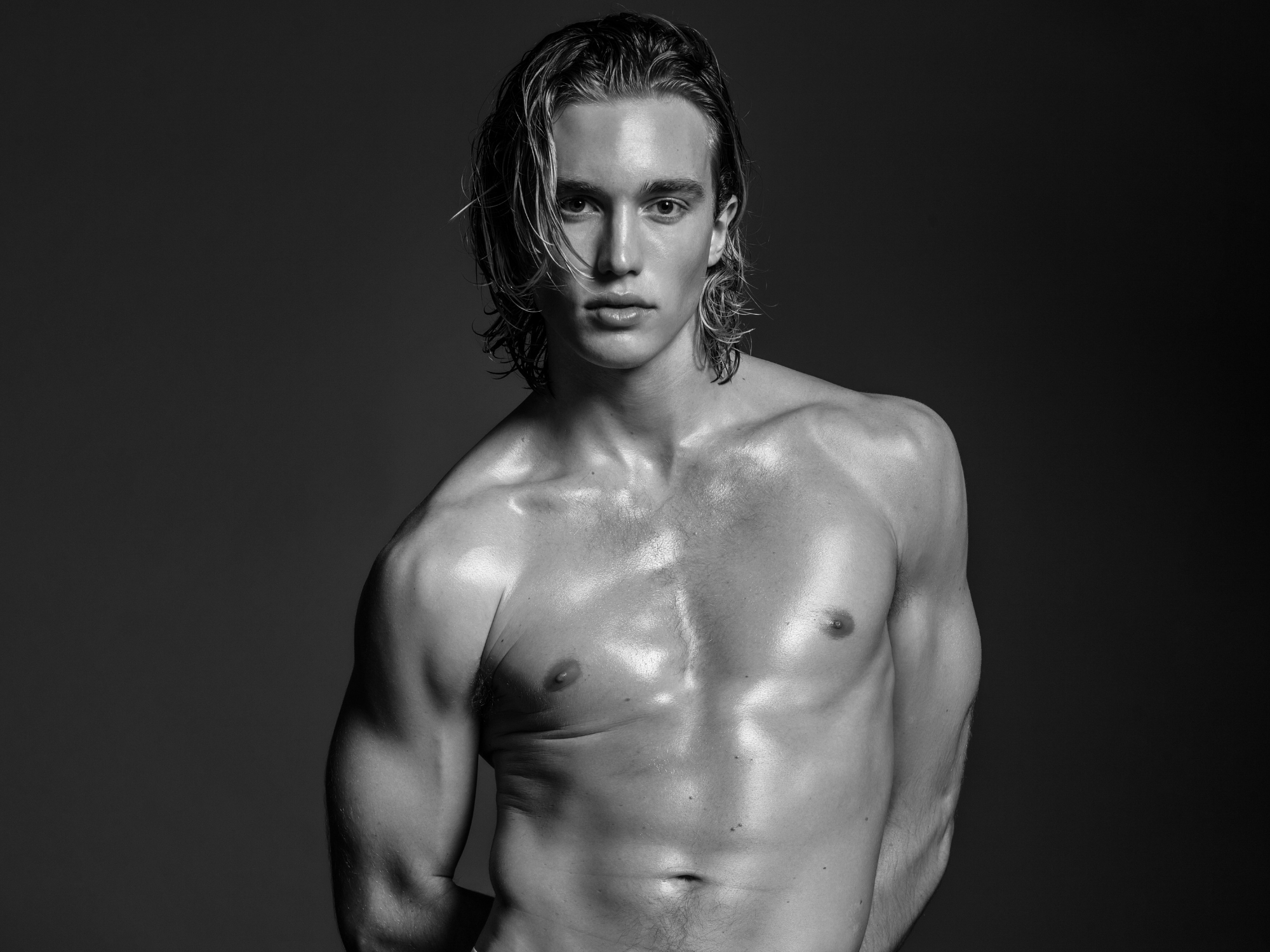 Untitled design 2 - sport, slider - FACETIME - male model, Calvin Klein, Body Issue - FACETIME